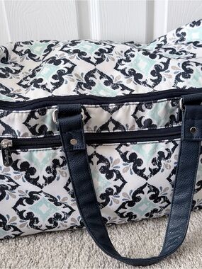 Thirty One Wheels Up Navy, Mint & White Travel Duffel